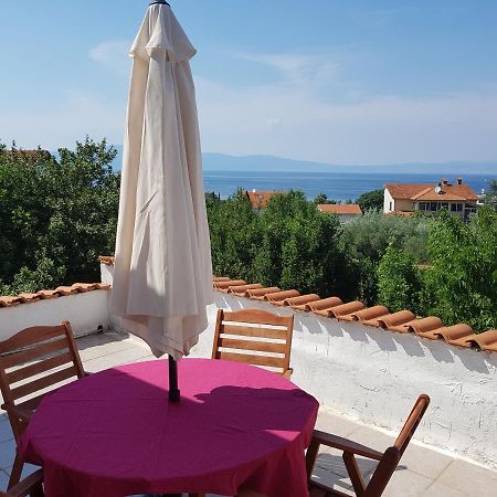 Apartman Meg Malinska Exterior foto